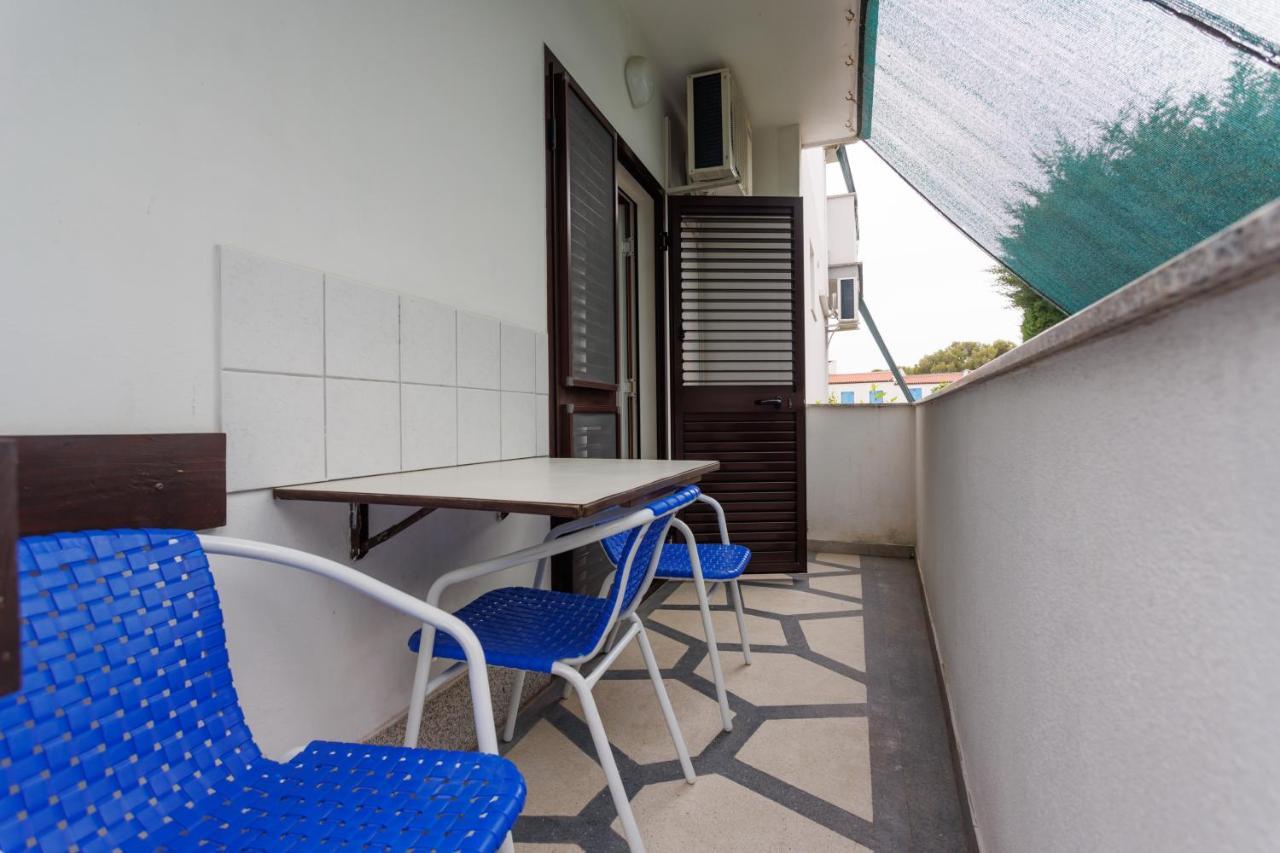 Apartments Pika Krk Town Bagian luar foto
